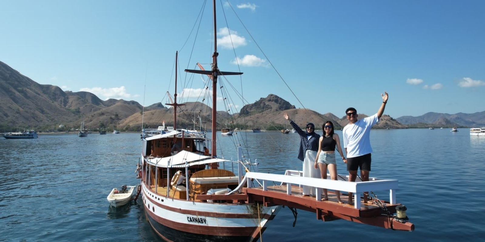 Paket Sailing Komodo 2D1N