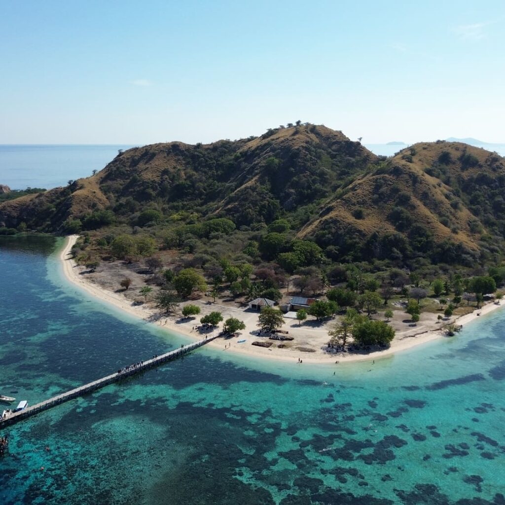 destinasi wisata labuan bajo pulau kanawa