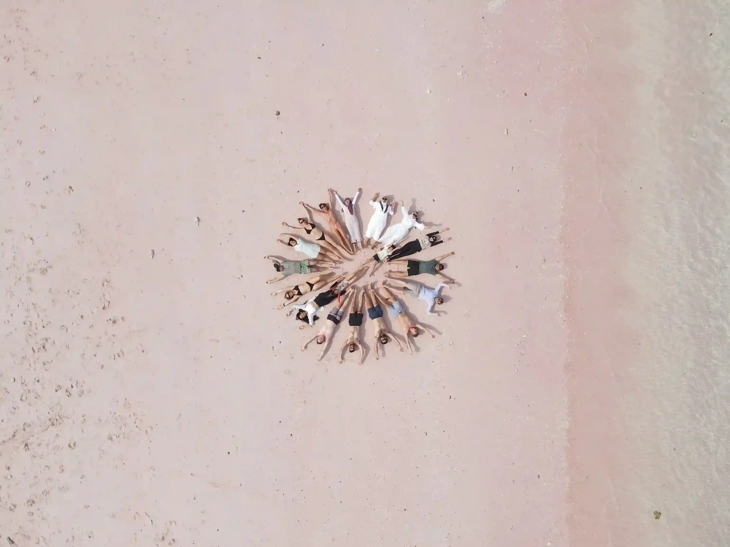 Pink Beach Paket Tour Labuan Bajo